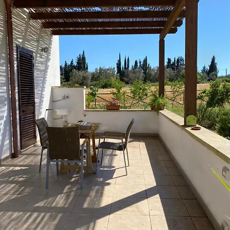 Elia - Tenuta Le Scerze - Salento Homes Agroturismo